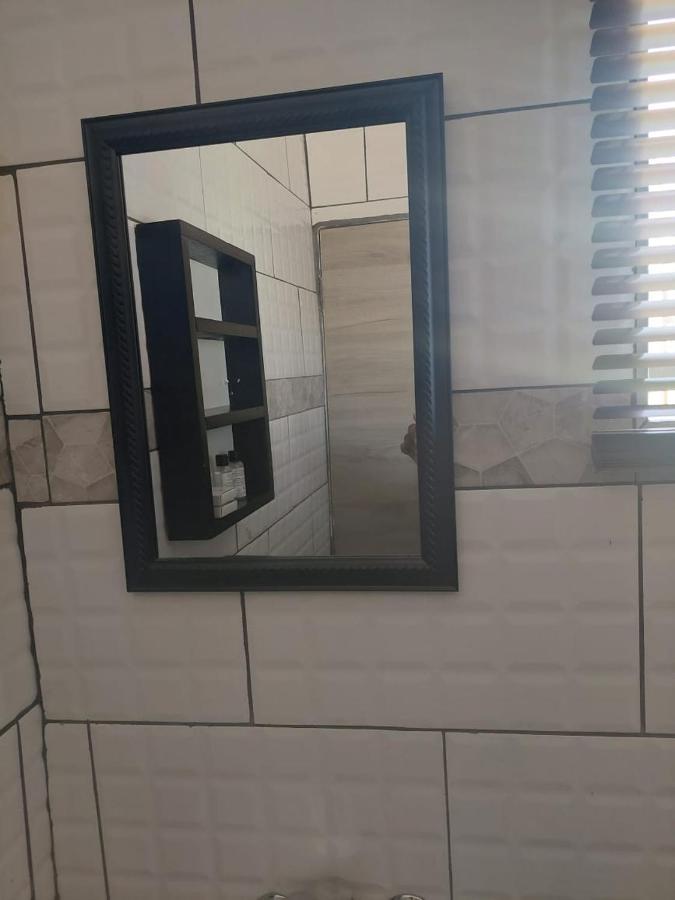 Nsuku Bed And Breakfast Thulamahashi 外观 照片